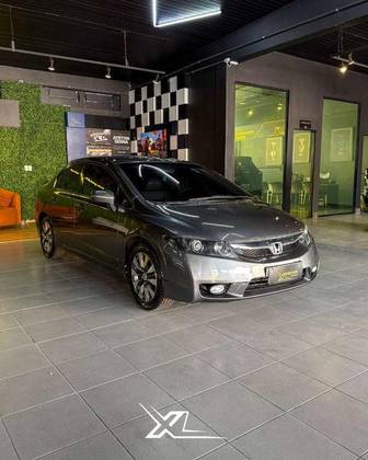HONDA CIVIC 1.8 LXS 16V FLEX 4P MANUAL HONDA CIVIC 1.8 LXS 16V FLEX 4P MANUAL